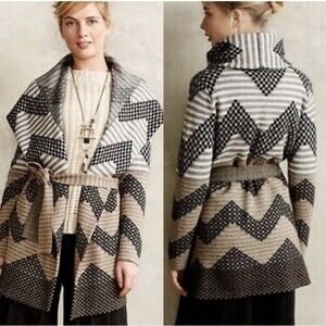 ANTHROPOLOGIE FIELD FLOWER STRIPED CHEVRON CARDIGAN SWEATER COAT SIZE XXS Petite